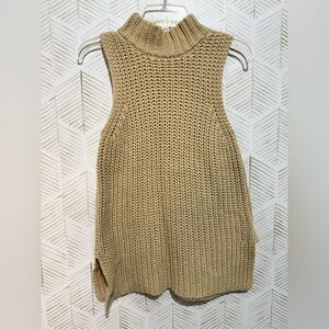 Mock Neck Camel Sleeveless Sweater Wool Blend‎ By Bar III Women’s Size Large